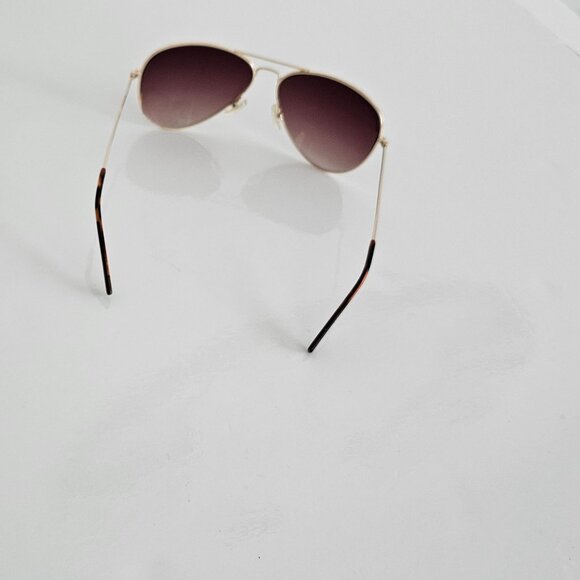 MICHAEL KORS SUNGLASSES! - Picture 5 of 11